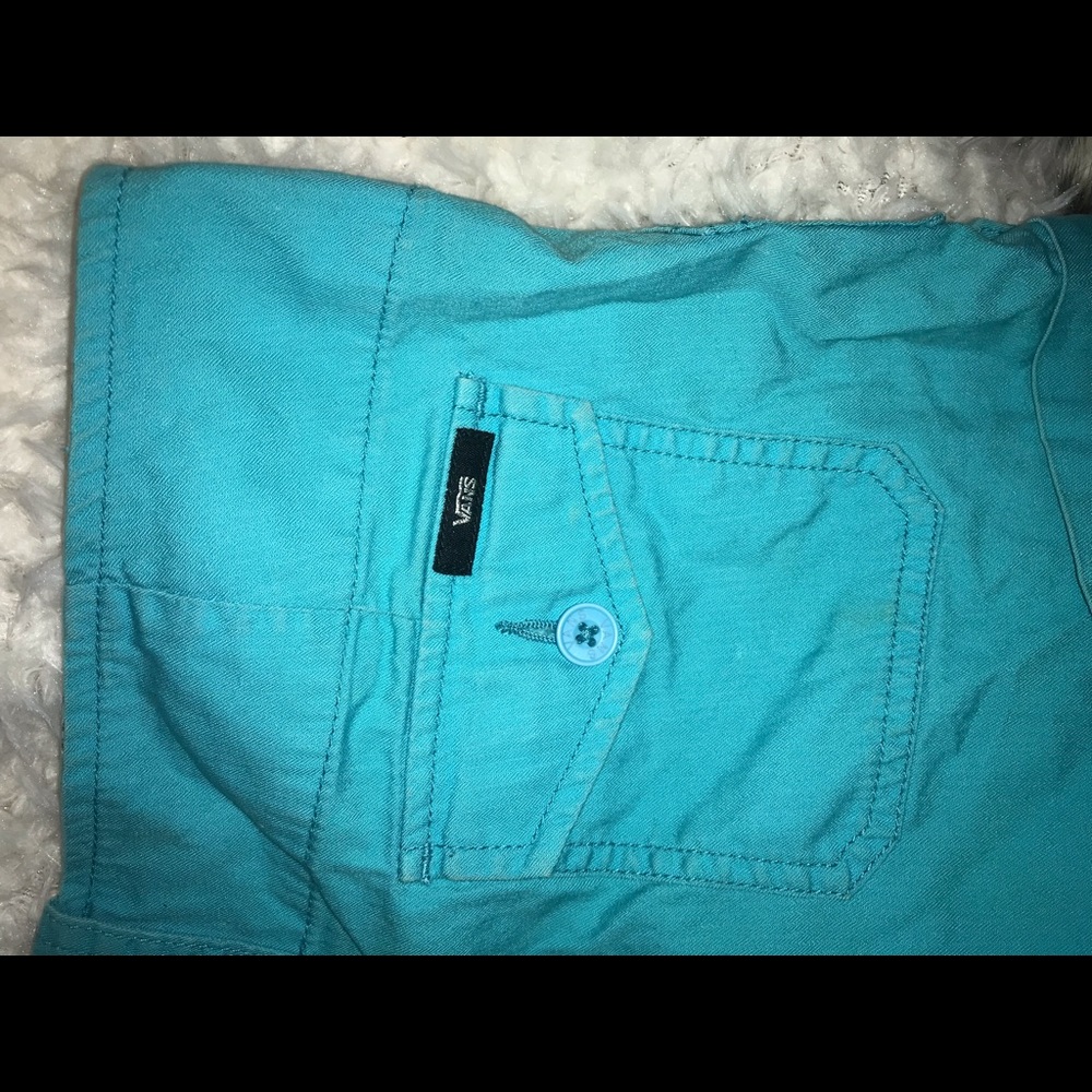 Turquoise vans short - Picture 5 of 5